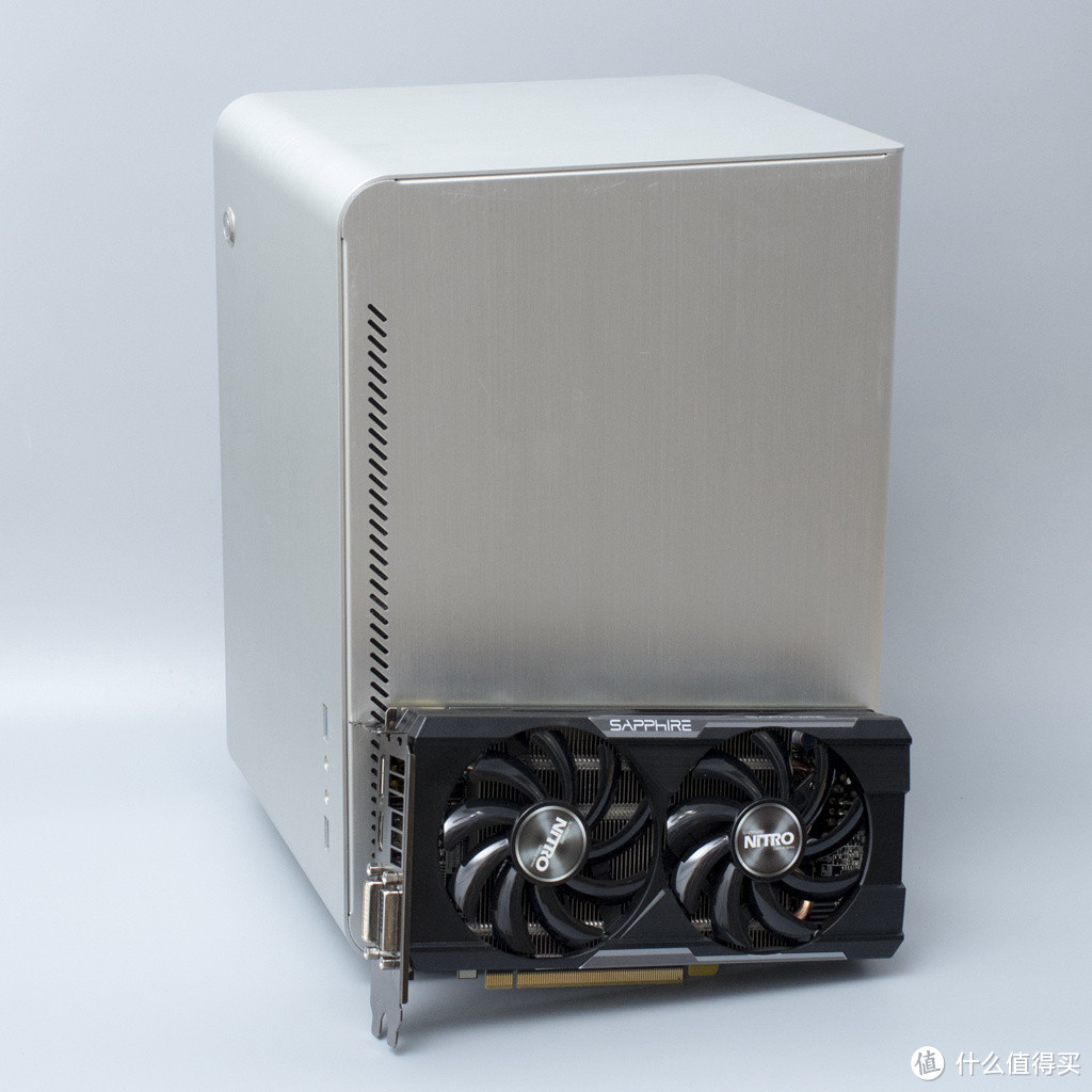 蓝宝石R9 370X 4G超白金显卡完美我的ITX全能小钢炮