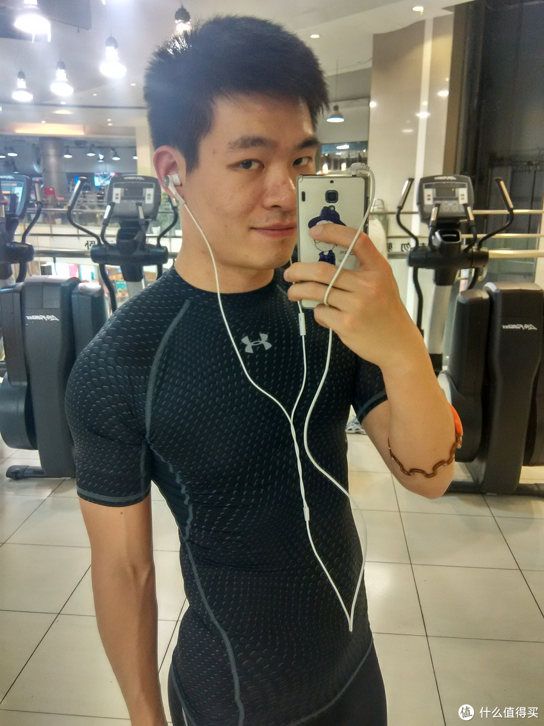 #有货自远方来# UNDER ARMOUR HeatGear 男士压缩短袖