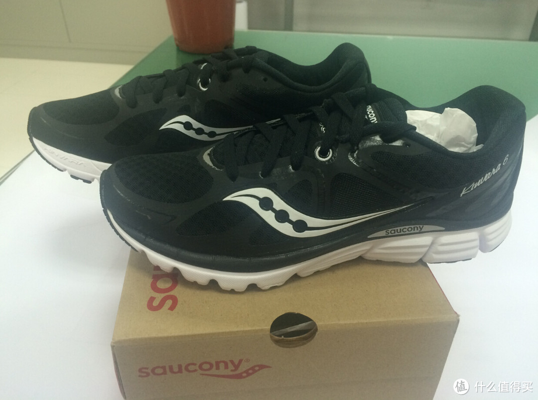 雙人行一起跑saucony索康尼情侶款kinvara6跑鞋