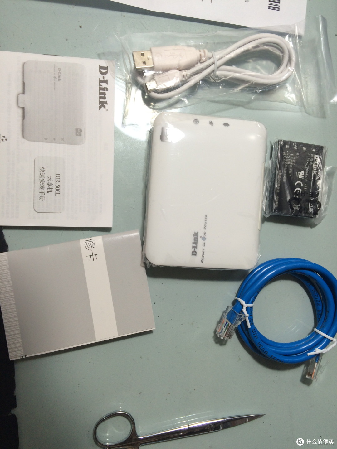 D-Link DIR-506L 迷你无线路由器 开箱&拆机