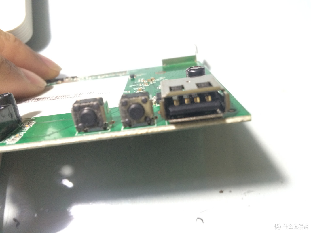 D-Link DIR-506L 迷你无线路由器 开箱&拆机