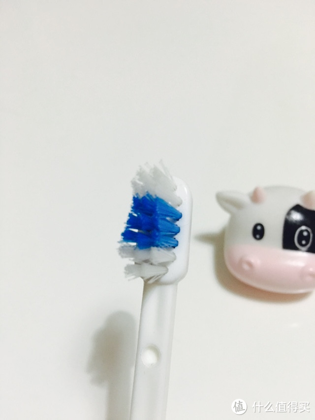 #本站首晒# 狮子与奶牛的爱恋，亲子旅行方便之物： Brush Buddies 伸缩动物牙刷