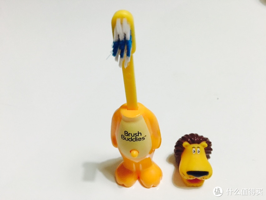 #本站首晒# 狮子与奶牛的爱恋，亲子旅行方便之物： Brush Buddies 伸缩动物牙刷