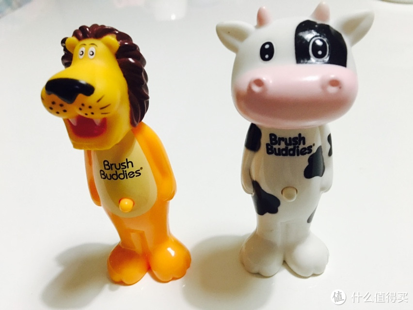 #本站首晒# 狮子与奶牛的爱恋，亲子旅行方便之物： Brush Buddies 伸缩动物牙刷