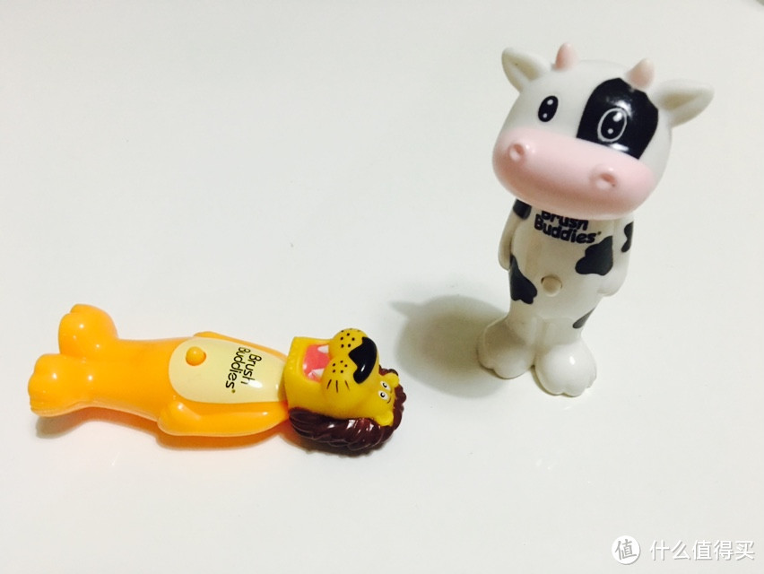 #本站首晒# 狮子与奶牛的爱恋，亲子旅行方便之物： Brush Buddies 伸缩动物牙刷