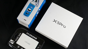 VIVO X5 PRO 3G运存版手机外观展示(充电器|透气孔|材质|指纹|摄像头)