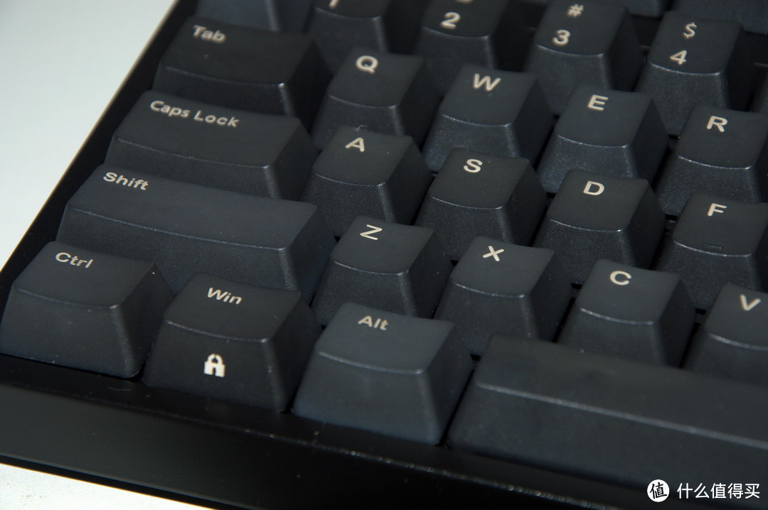 简单实用的码字利器 — IKBC C87 黑色茶轴机械键盘开箱