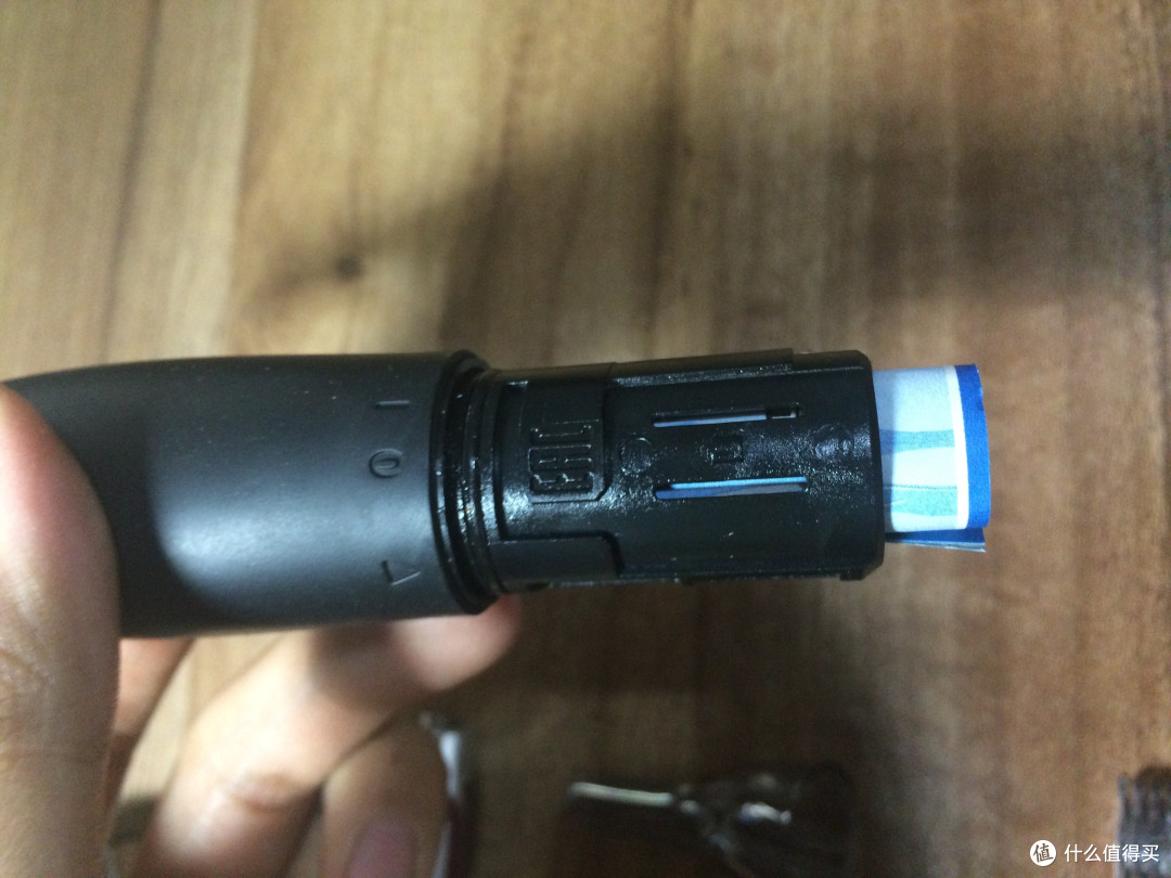 向鼻毛说NO!PHILIPS 飞利浦 NT9110 多功能毛发修剪器 开箱