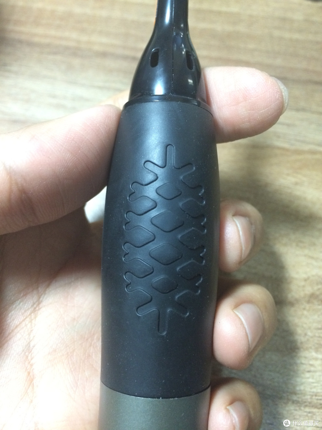 向鼻毛说NO!PHILIPS 飞利浦 NT9110 多功能毛发修剪器 开箱
