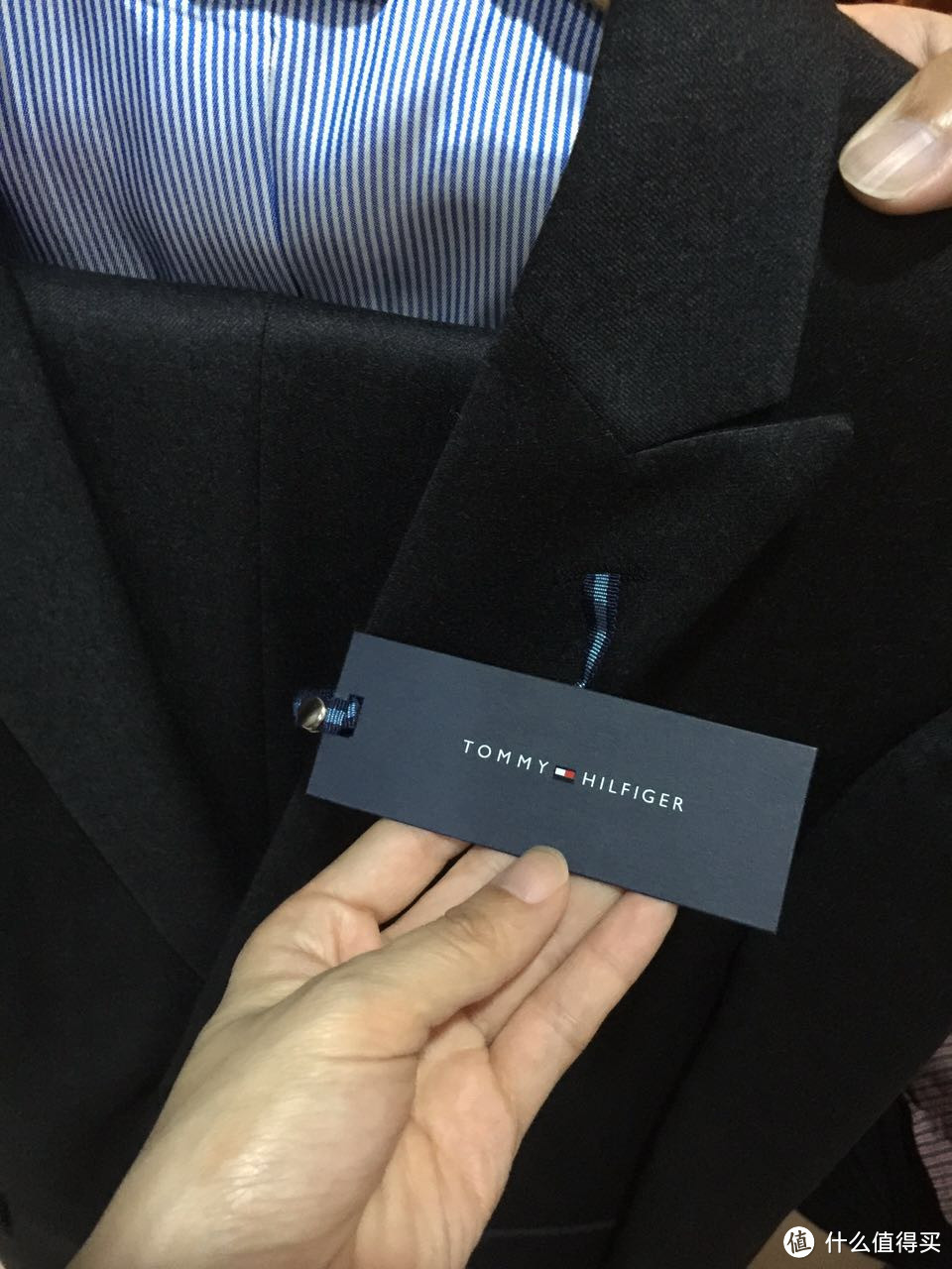 美亚海淘：Tommy Hilfiger Men's Two Button Side Vent Joseph Suit with Flat Front Pant 西服套装