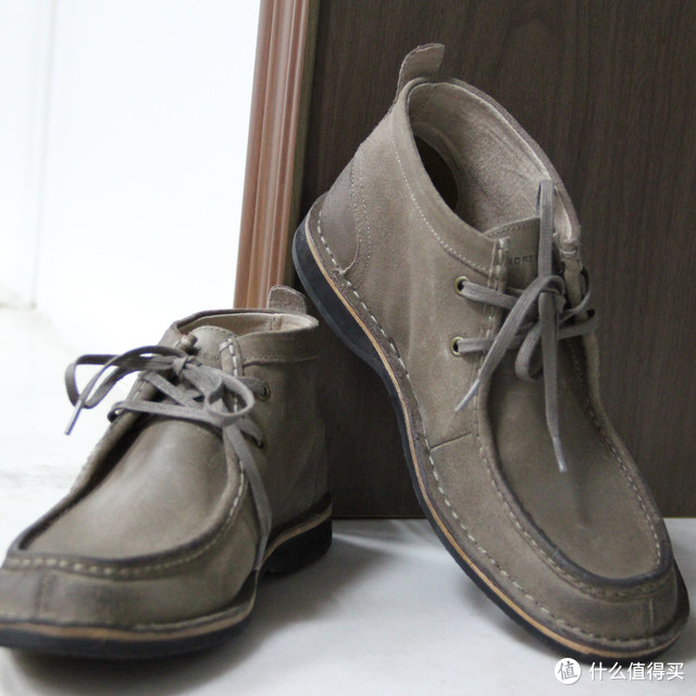 两杆老烟枪 ——灰冷硬涩的Andrew Marc Dorchester Moc Toe Boot 踝靴 开箱