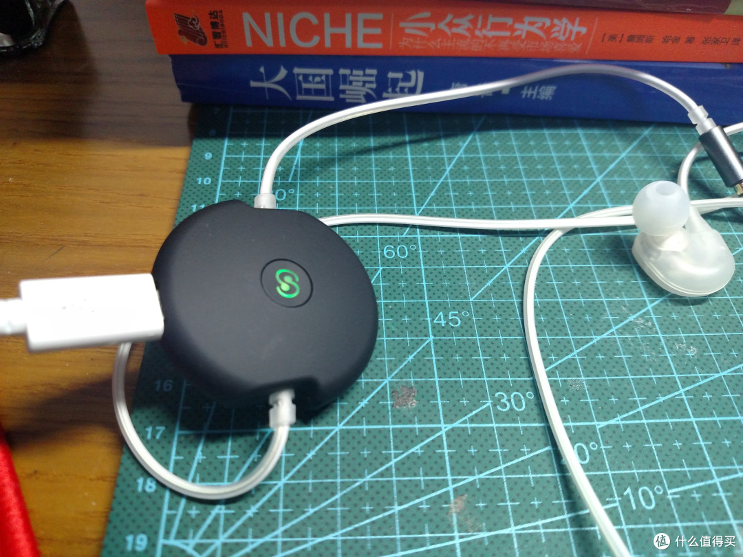 发光的心,还需沉淀:简听 发光耳机 简评