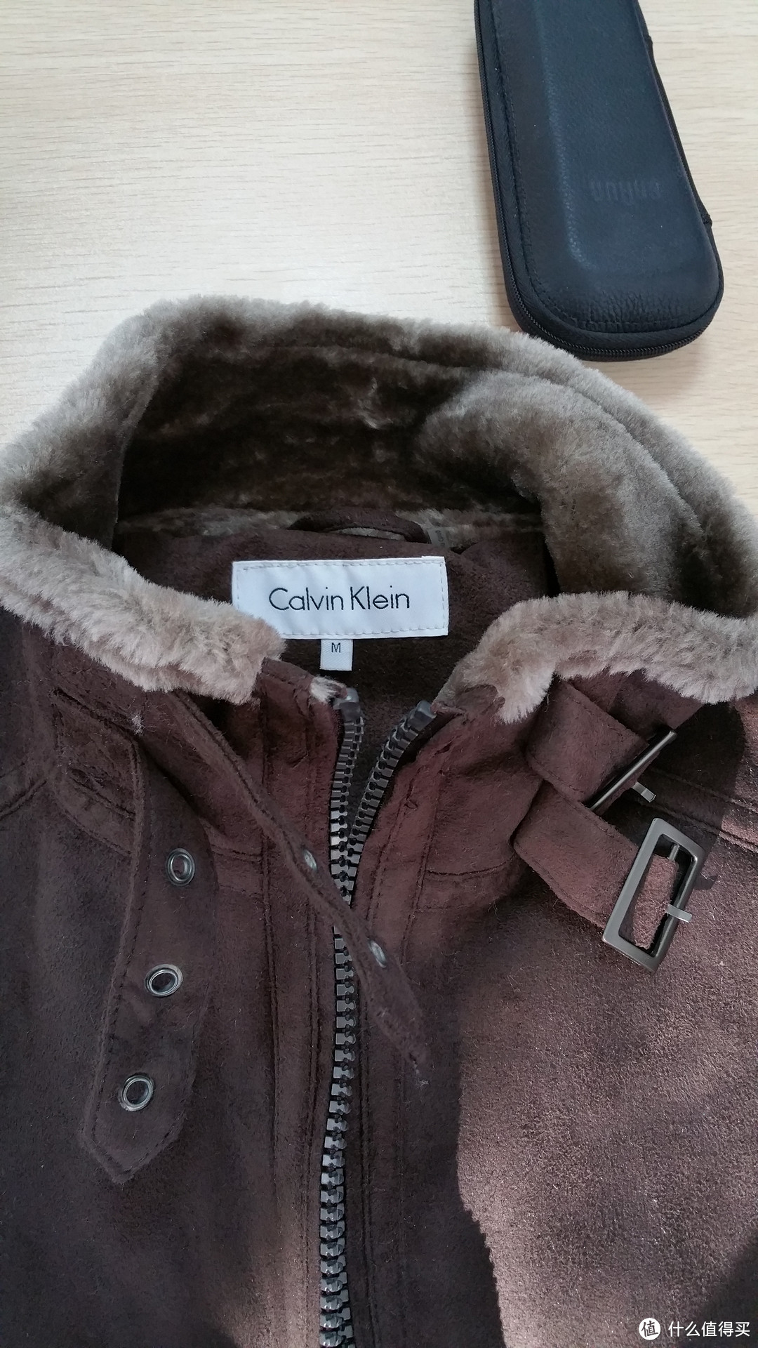 Calvin Klein 卡尔文克莱恩 Men's Aviator Faux-Fur Jacke 咖啡色夹克上身