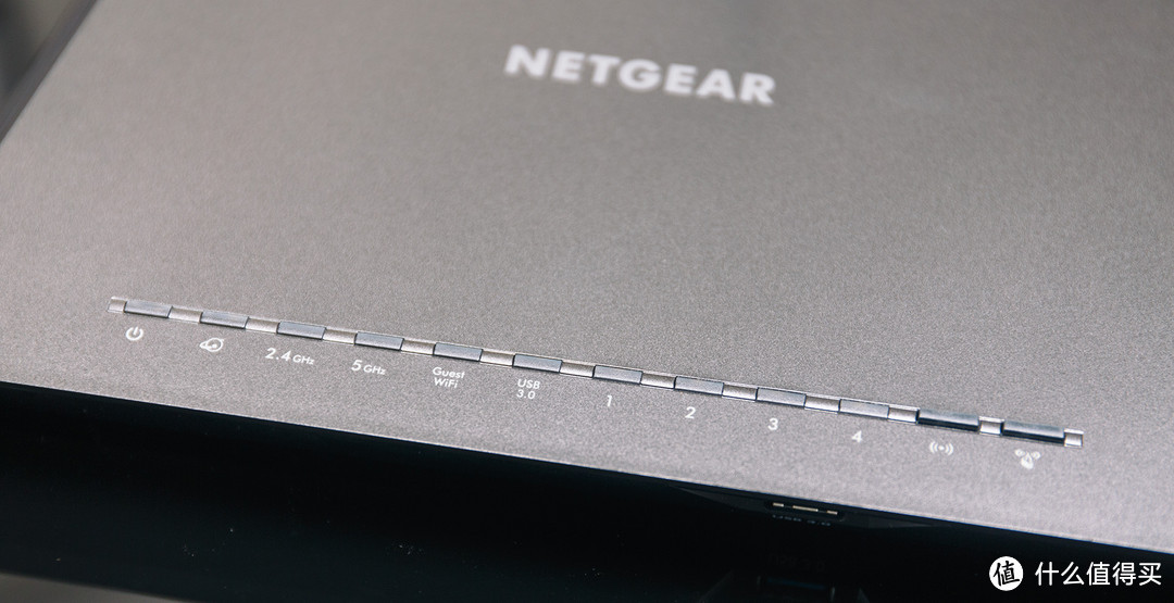 做工精良, 外观大气, 配置强悍~测NETGEAR 美国网件 Nighthawk 夜鹰 R6900 别墅级无线路由