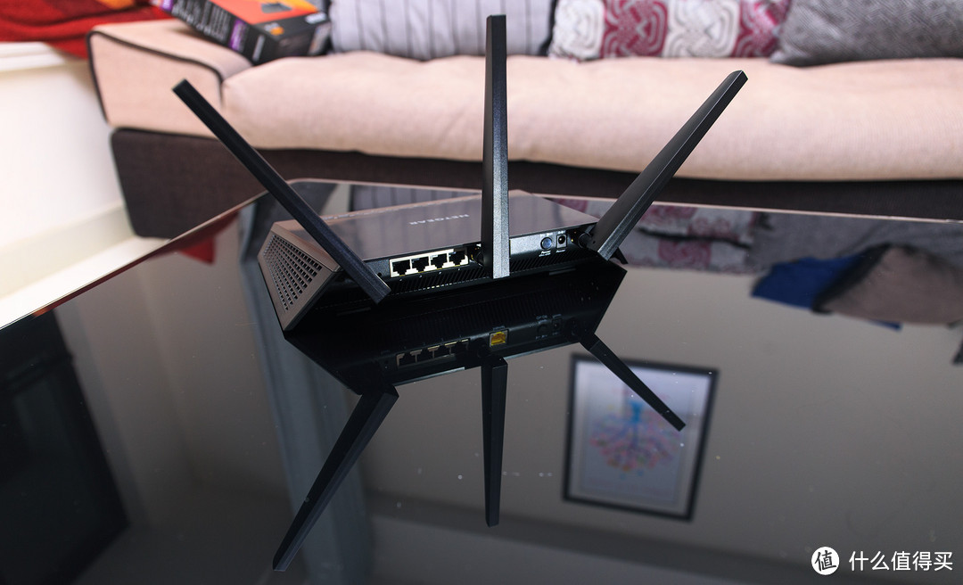 做工精良, 外观大气, 配置强悍~测NETGEAR 美国网件 Nighthawk 夜鹰 R6900 别墅级无线路由