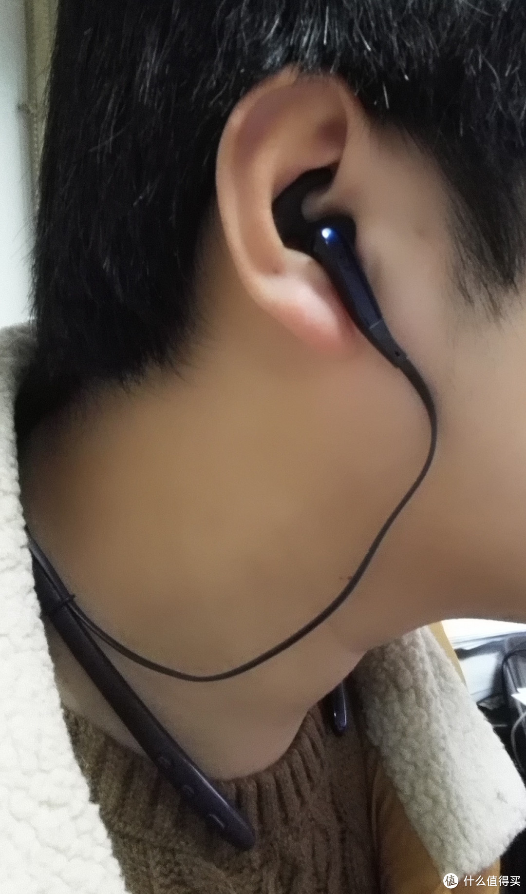看起来很美 — SAMSUNG 三星 Level U 项圈式 运动蓝牙耳机  使用体验（附官方APP测试 ）