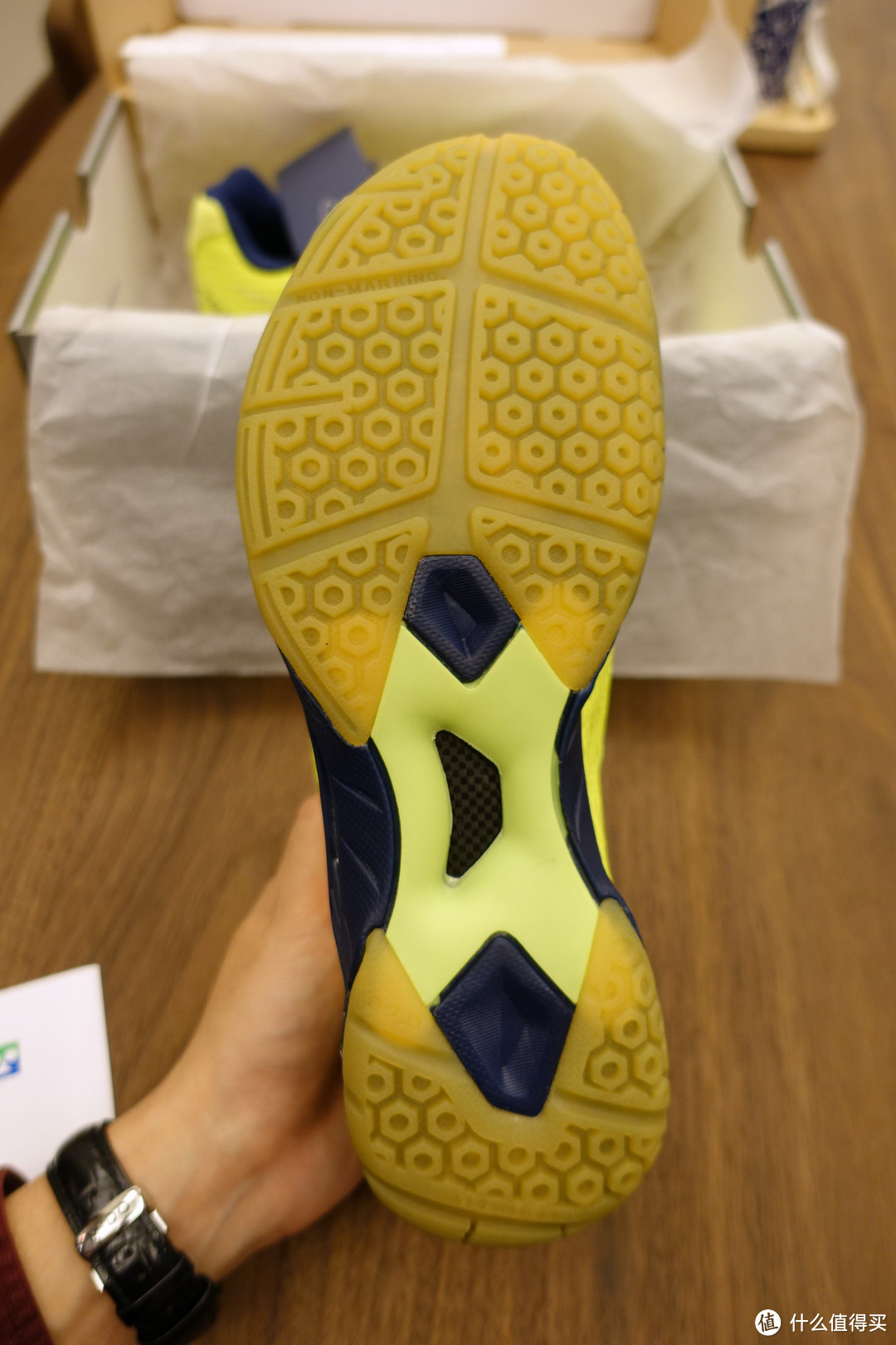 #本站首晒# YONEX 尤尼克斯 SHBAM 超轻量羽毛球鞋