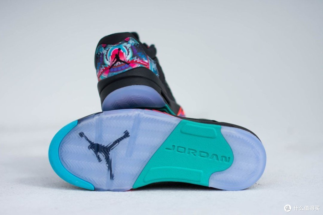 中国新年特别款:Jordan Brand 推出 Air Jordan 5 Low 新配色