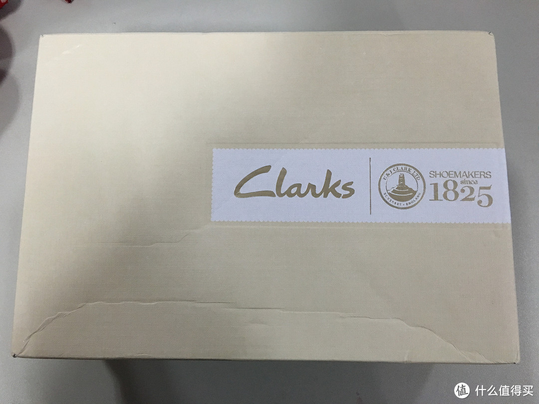 来自德亚的第一双 Clarks 高跟鞋