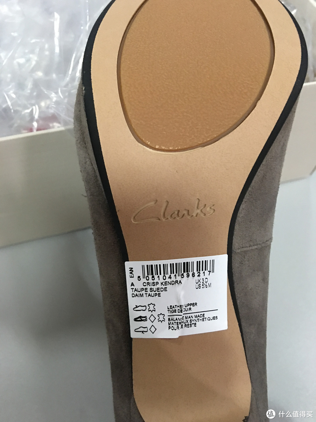 来自德亚的第一双 Clarks 高跟鞋