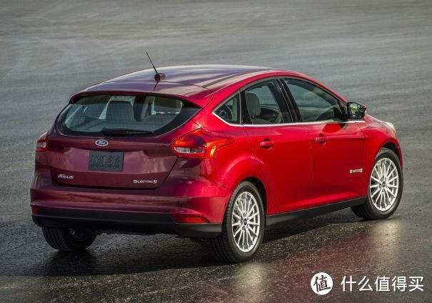 半小时可充电至80%：Ford 福特 推出 福克斯电动版