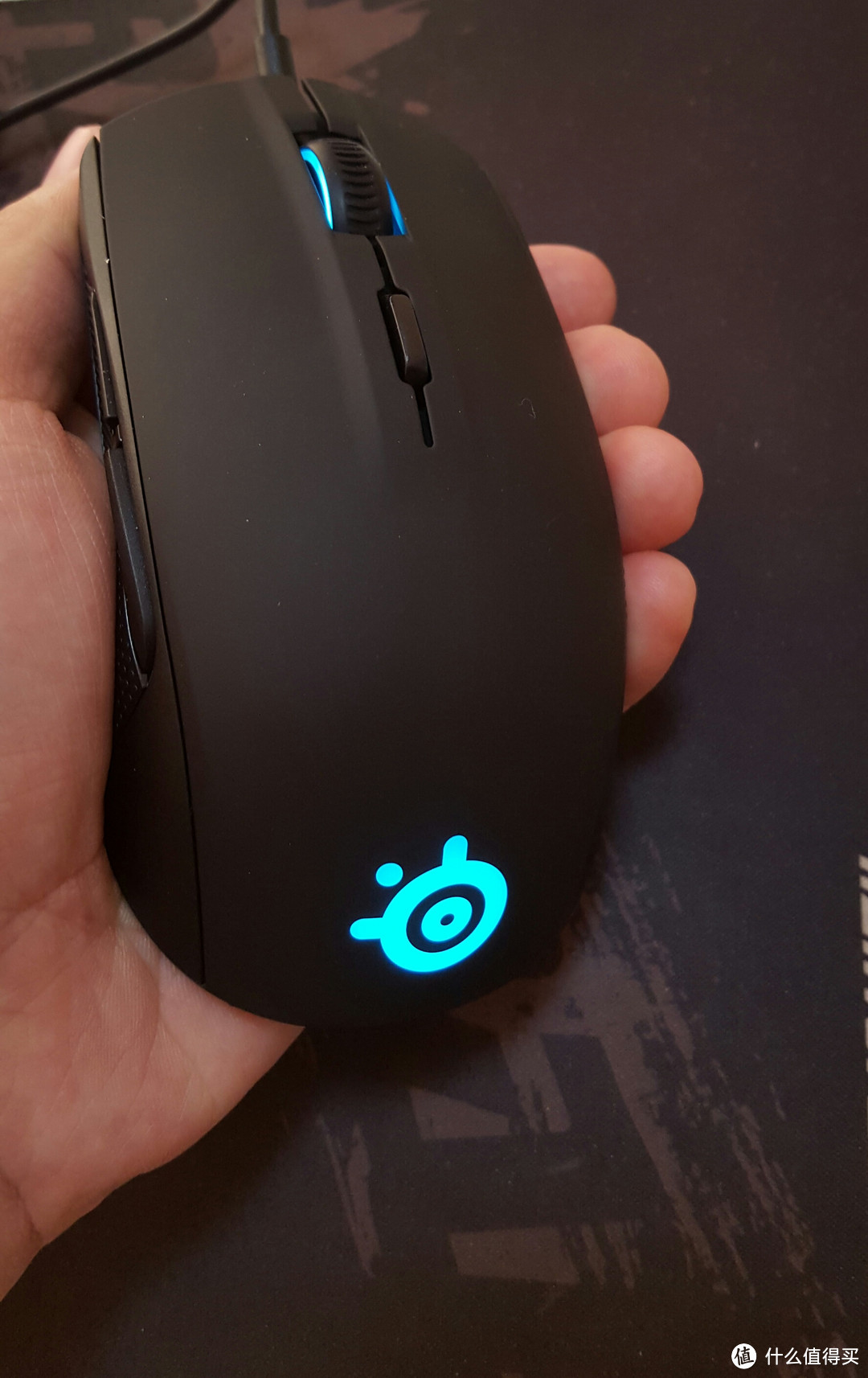 低端鼠标也能炫出彩，源自另类“灯厂”的不一样体验——SteelSeries  RIVAL 100 光学游戏鼠标众测报告