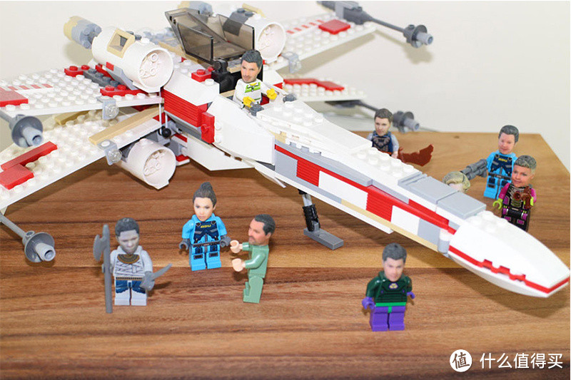 过把英雄瘾：Funky3DFaces 推出 定制版 Lego 乐高 积木人 