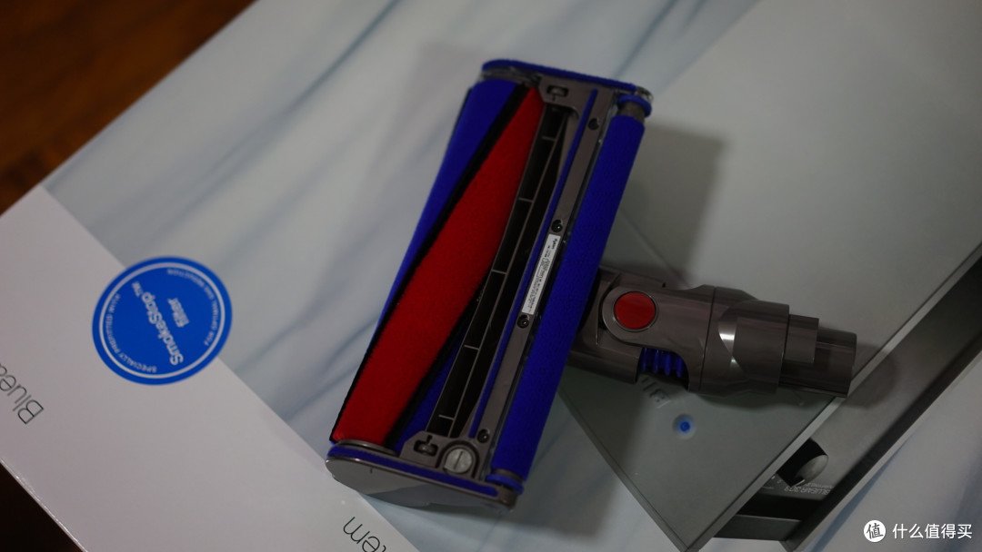 不仅仅是精品工具,更是小孩好玩具:dyson 戴森 DC74手持吸尘器&BlueAir 布鲁雅尔303 空气净化器 开箱