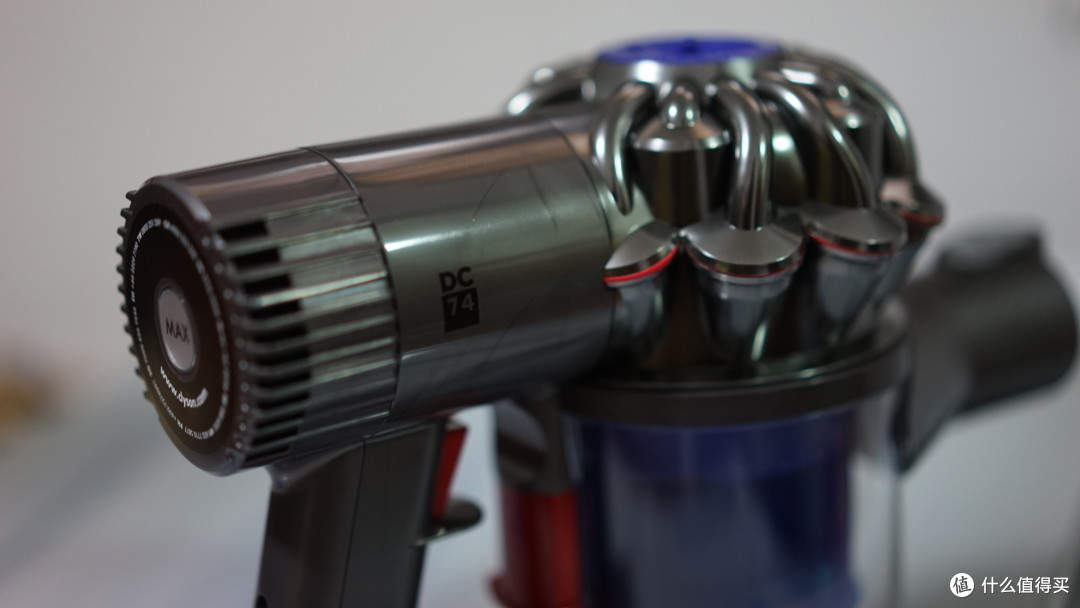 不仅仅是精品工具,更是小孩好玩具:dyson 戴森 DC74手持吸尘器&BlueAir 布鲁雅尔303 空气净化器 开箱