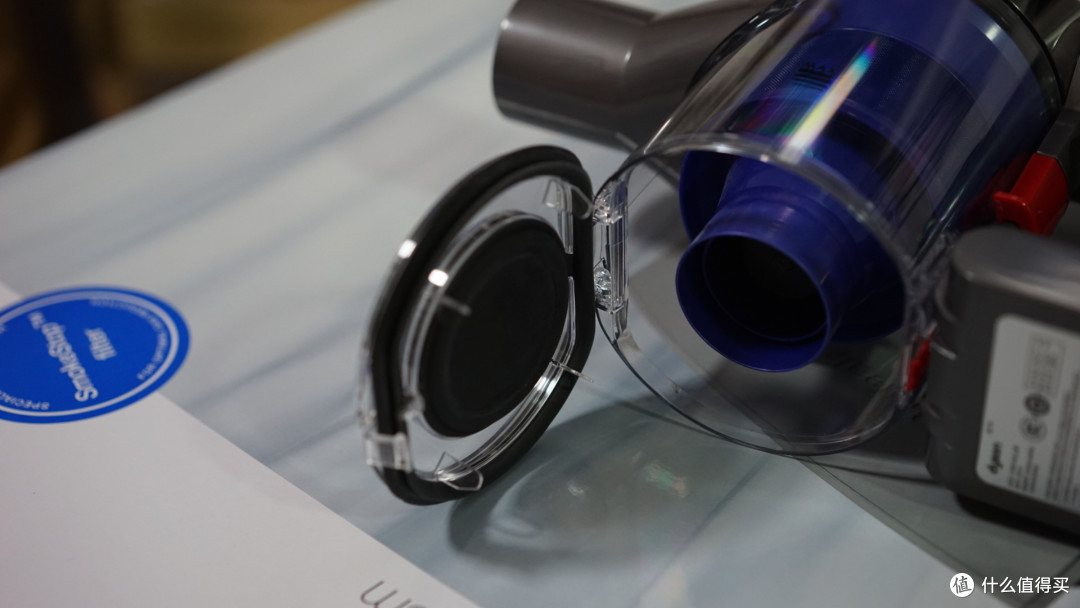不仅仅是精品工具,更是小孩好玩具:dyson 戴森 DC74手持吸尘器&BlueAir 布鲁雅尔303 空气净化器 开箱
