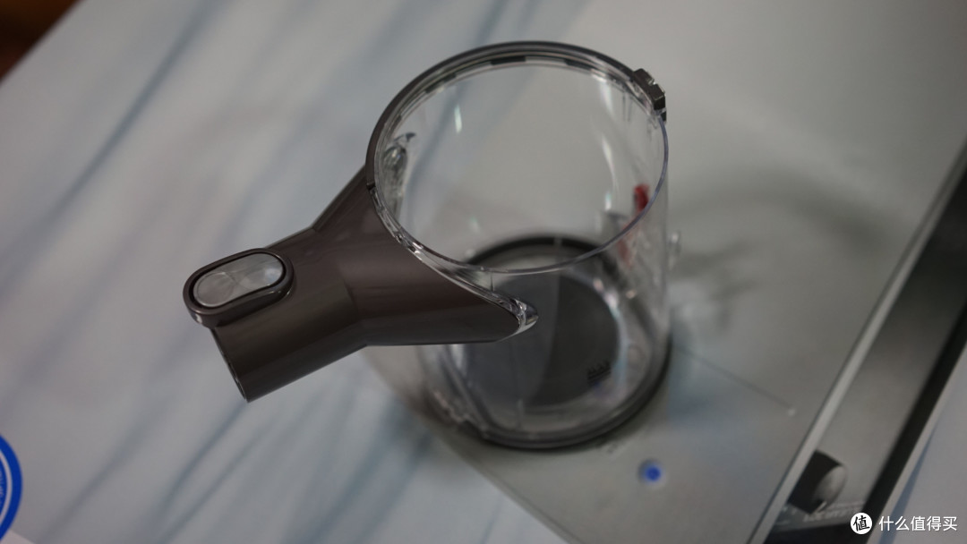 不仅仅是精品工具,更是小孩好玩具:dyson 戴森 DC74手持吸尘器&BlueAir 布鲁雅尔303 空气净化器 开箱