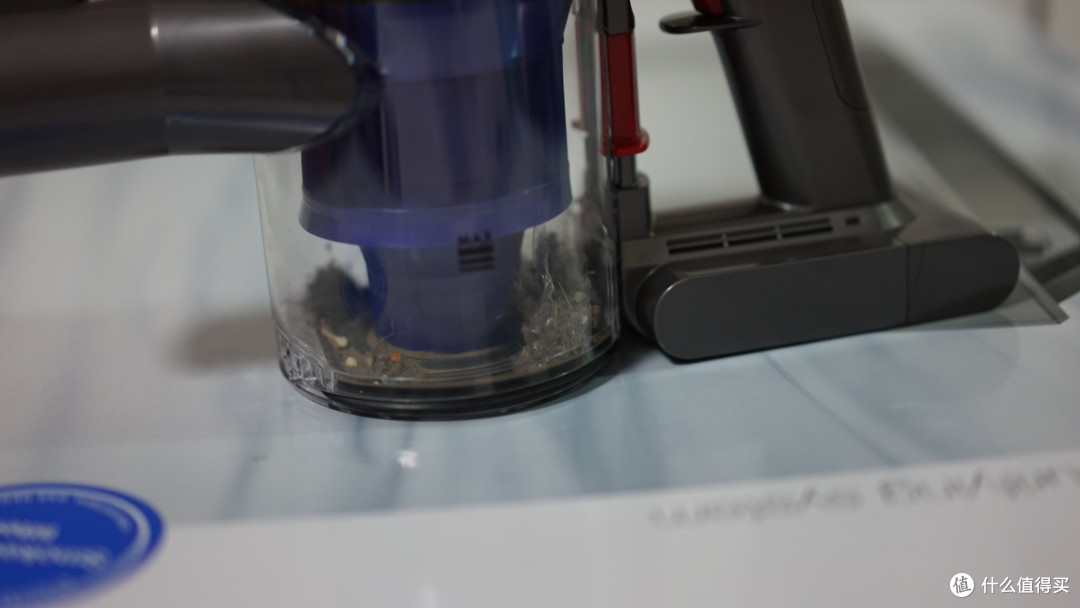 不仅仅是精品工具,更是小孩好玩具:dyson 戴森 DC74手持吸尘器&BlueAir 布鲁雅尔303 空气净化器 开箱