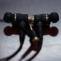 杰伟世 FX1100 木振膜入耳式耳机外观展示(腔体|外壳|插头|透气孔)