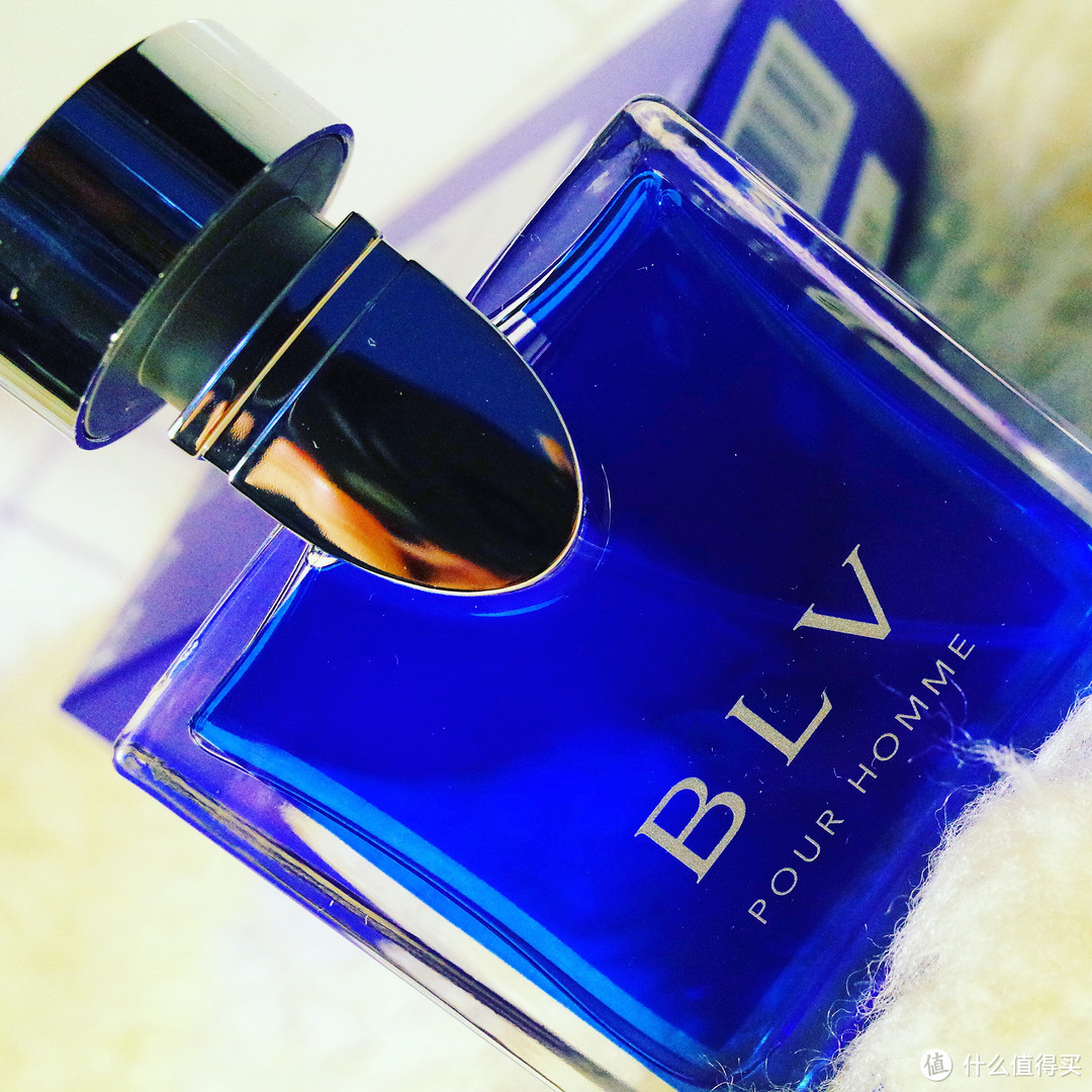 宝格丽BVLGARI蓝茶男士香水——那一抹深邃的蓝