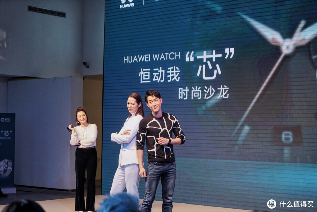 跨界打入时尚市场：华为 国内 展出 HUAWEI WATCH 智能手表