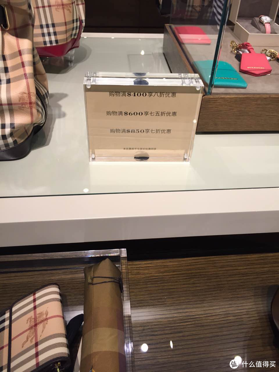 第一眼即入心：Burberry 博柏利 81577 手拿肩背小包