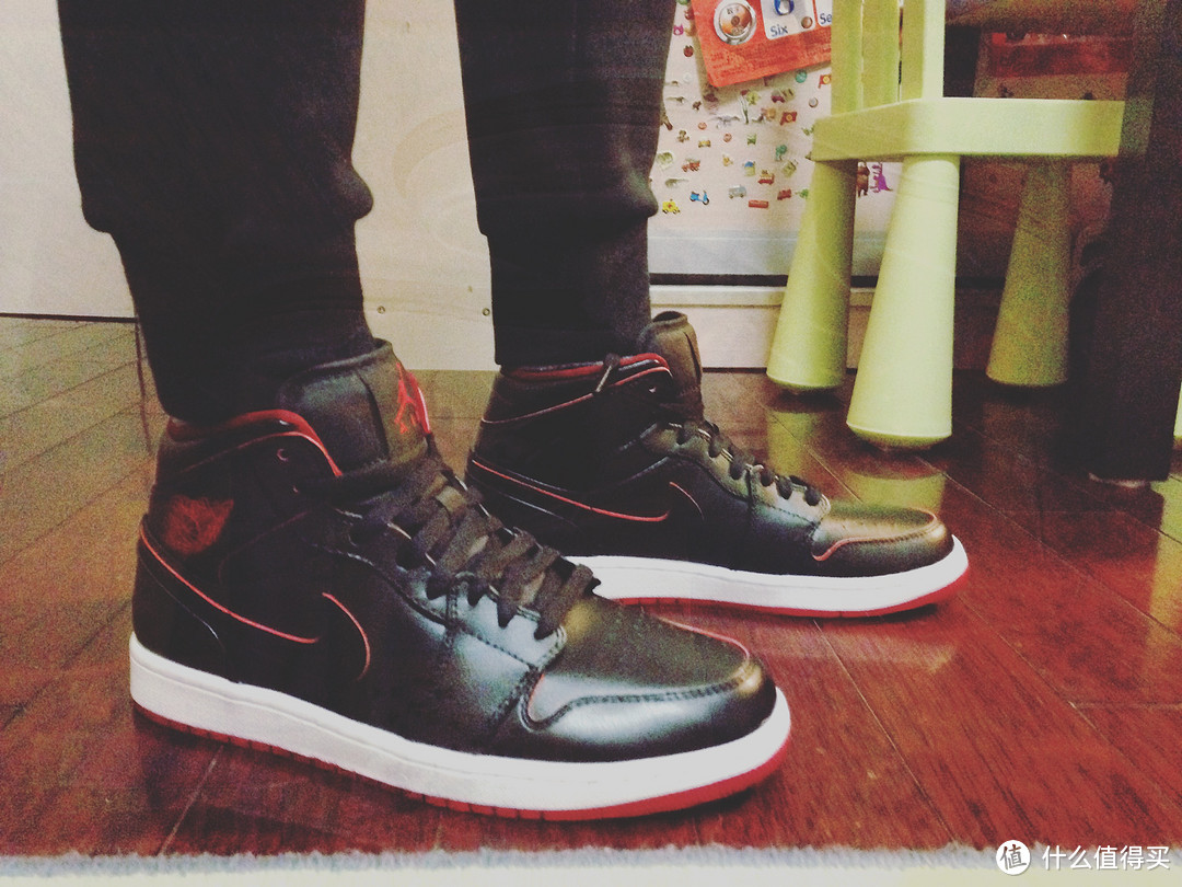 为了情怀，一黑一白来组队！英亚直邮Air Jordan 1