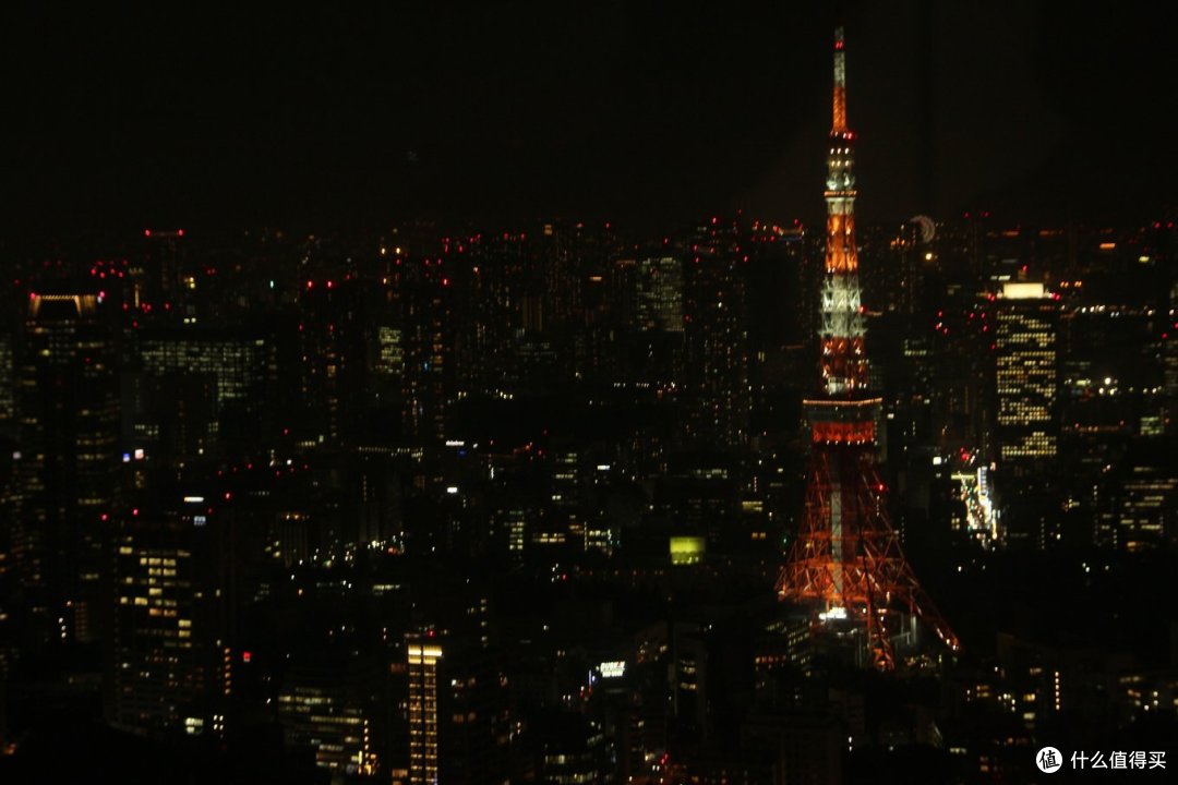 夜幕下的东京铁塔