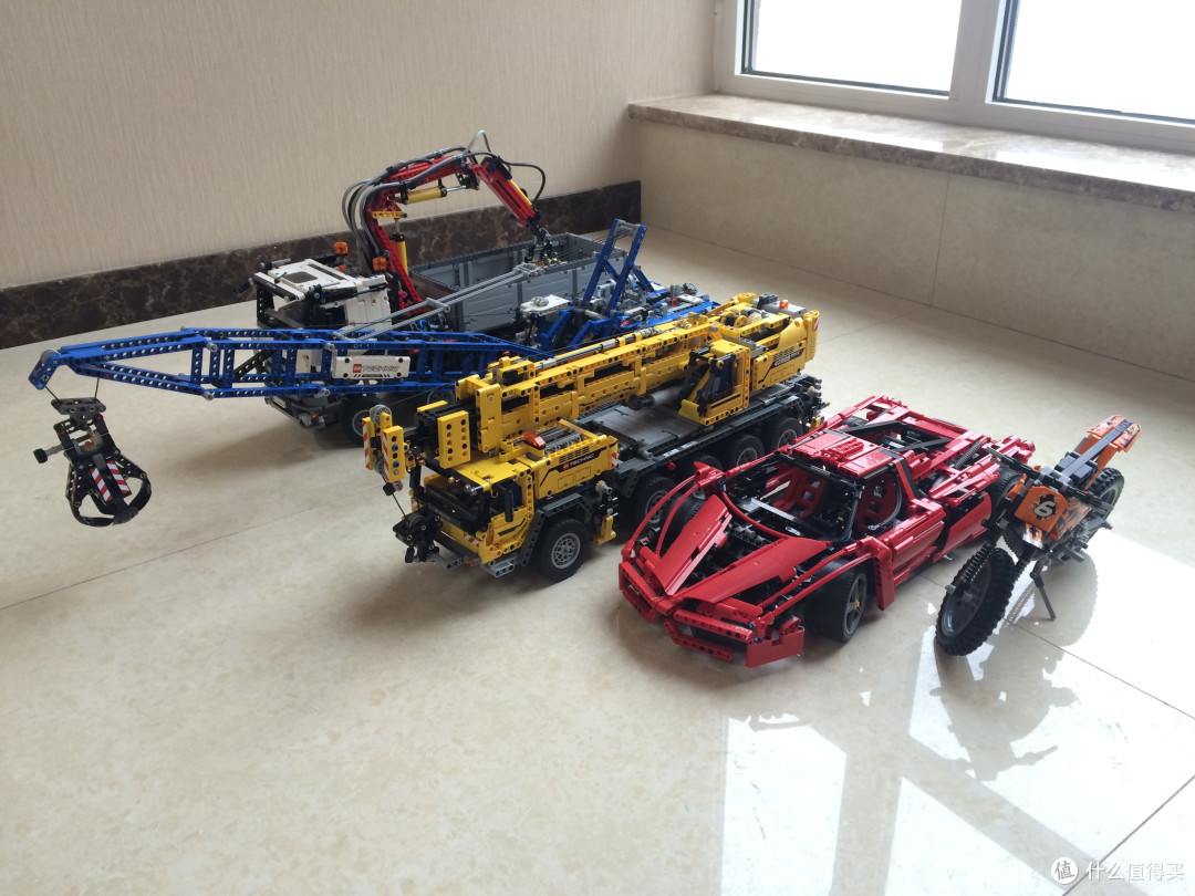 乐高科技系列 篇四:次旗舰也疯狂——履带式起重机 lego technic