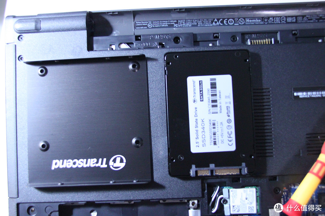 Dell 戴尔 Inspiron 15 i5558-5717SLV 跟换ssd，拆机，简单评测