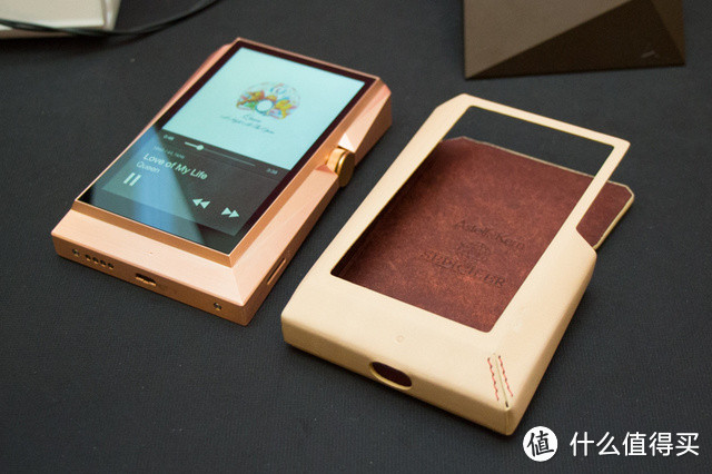 挑战钱包极限：Astell&Kern 发布 玫瑰金 限定版 AK380 播放器