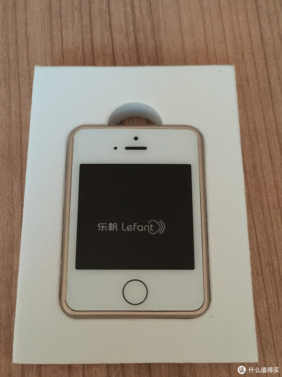 乐帆Lefant小苹果——Iphone不用网络也能双卡双待！