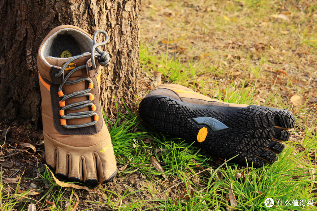 五趾过冬：Vibram FiveFingers CVT Wool & Trek Ascent Insulated 户外运动鞋