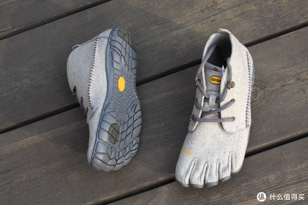 五趾过冬：Vibram FiveFingers CVT Wool & Trek Ascent Insulated 户外运动鞋