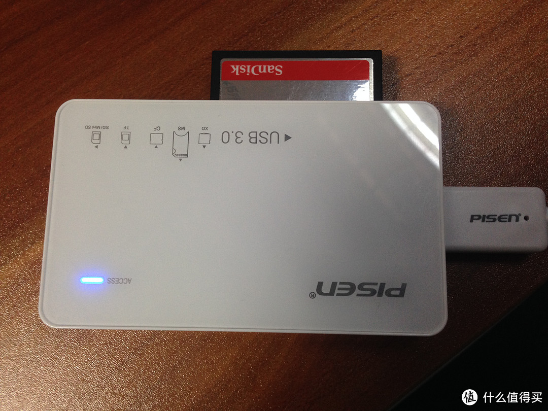 以品质取胜：品胜 TS-E111 USB3.0 多盘符读卡器