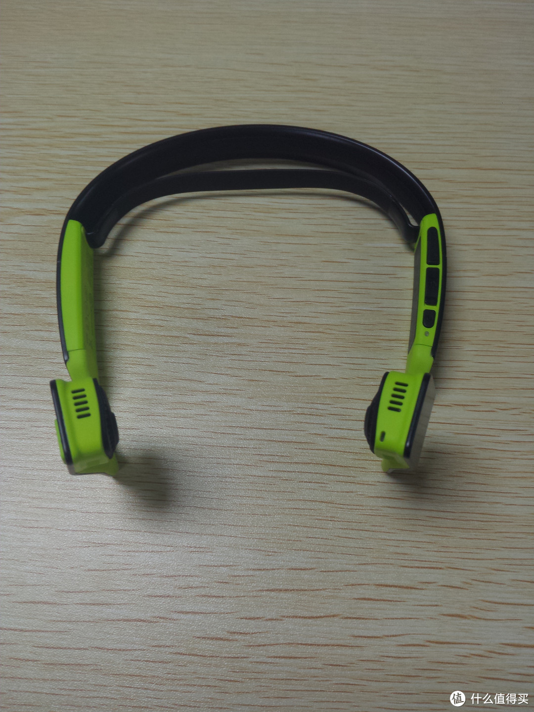 产品狗提需求：AfterShokz 韶音 骨传导耳机对比  AS450  VS  Bluez 2S