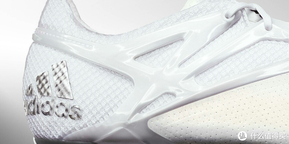 荣耀五金球：adidas 阿迪达斯 发布 Messi15 Platinum 金球纪念款战靴