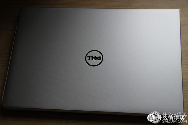 Dell 戴尔 Inspiron 15 i5558-5717SLV 跟换ssd,拆机,简单评测