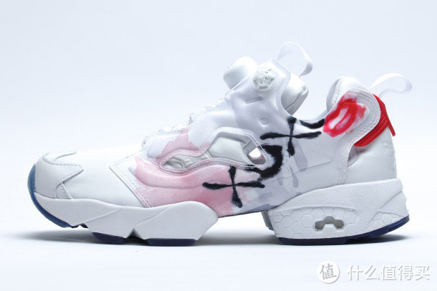 简单直接：Reebok 锐步 推出 Instapump Fury 情人节新配色