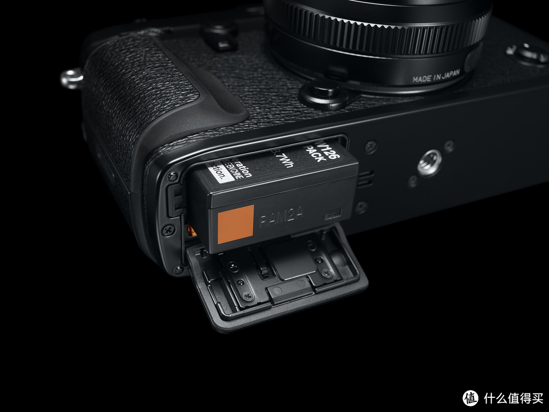 光学+电子混合取景可自由切换：FUJIFILM 富士 发布 X-Pro2 旗舰无反相机